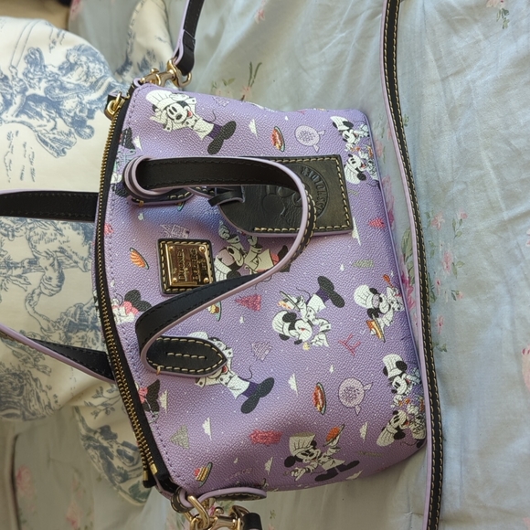 Bags Disney World Dooney Passholder Crossbody Bag Food And Wine Epcot